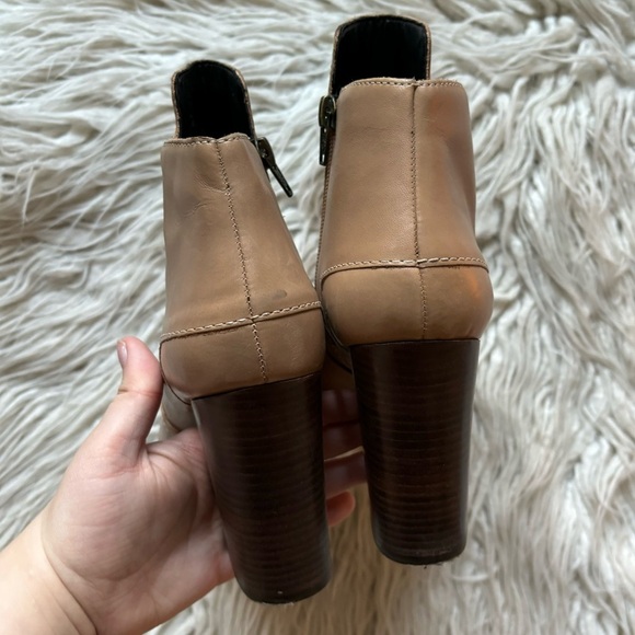 M4DE Tan Leather Ankle Stacked Block Heel Pointed Toe Asymmetric Booties Size 9 - Picture 7 of 12